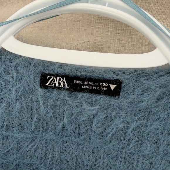 Zara Soft Textured Blue Knitwear - Picture 4 of 4